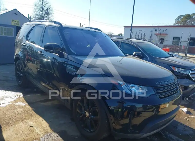 2018 Land Rover Discovery photo