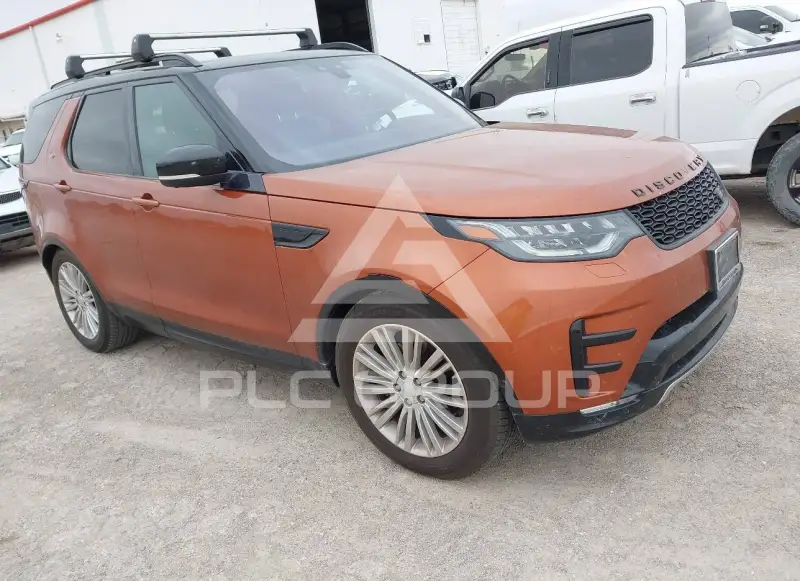 2018 Land Rover Discovery photo