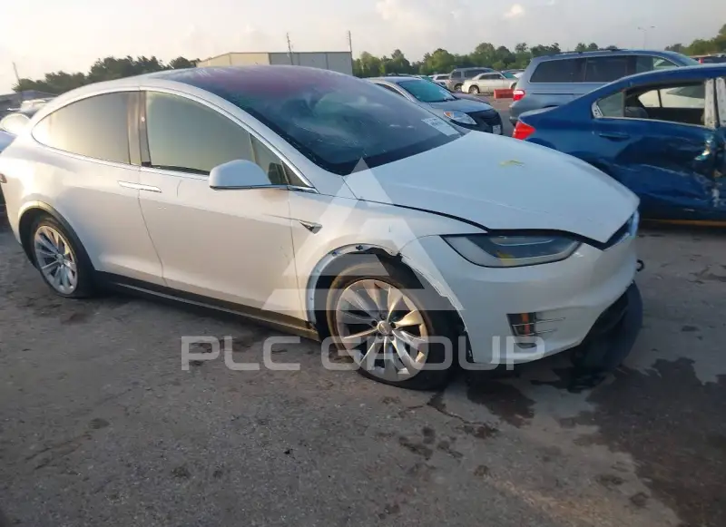 2018 Tesla Model X фото