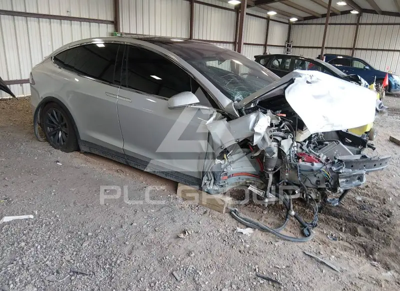 2018 Tesla Model X photo