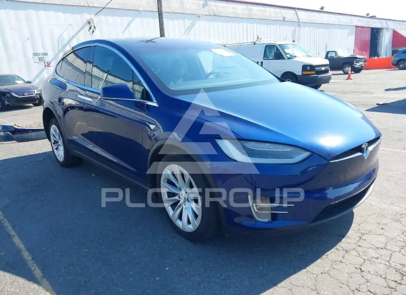 2018 Tesla Model X photo