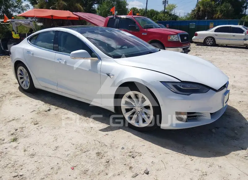 2018 Tesla Model S photo