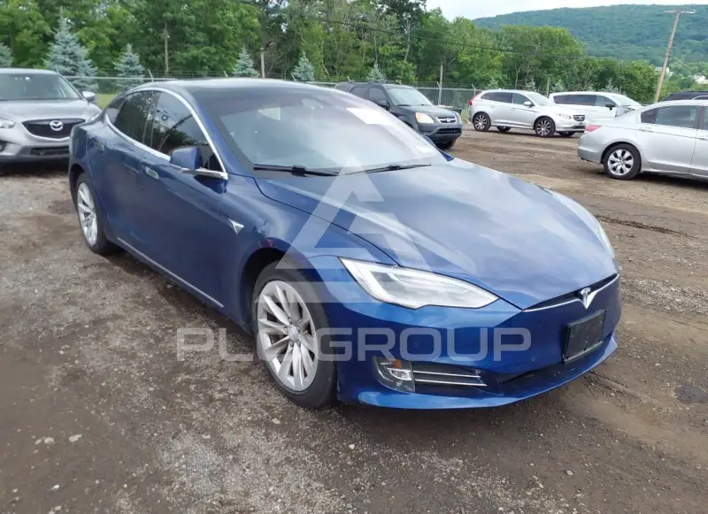 2018 Tesla Model S фото