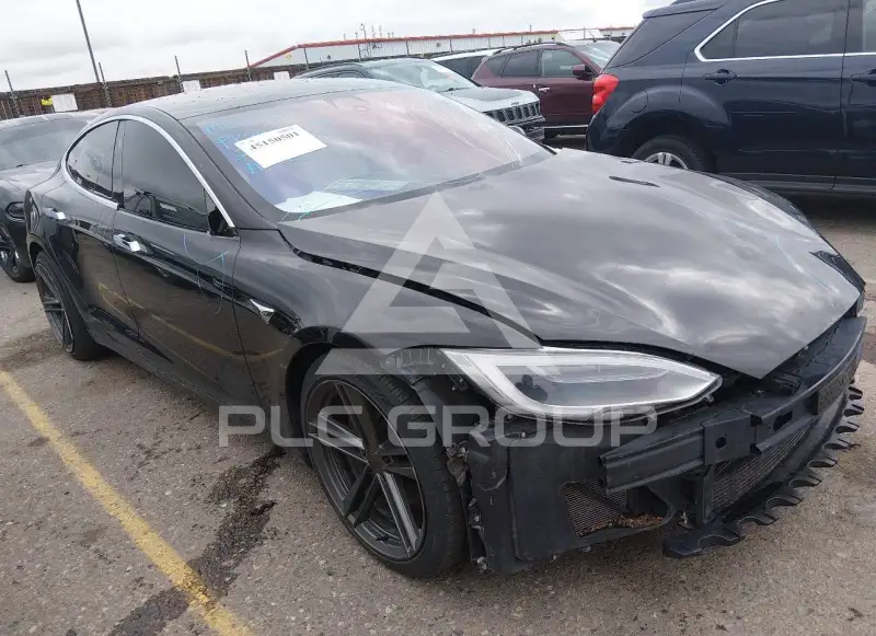 2018 Tesla Model S фото