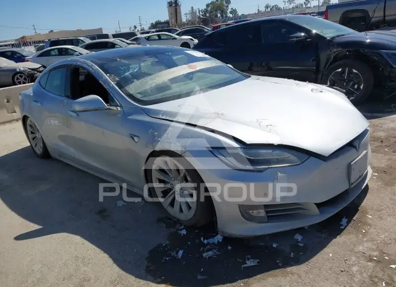 2018 Tesla Model S фото