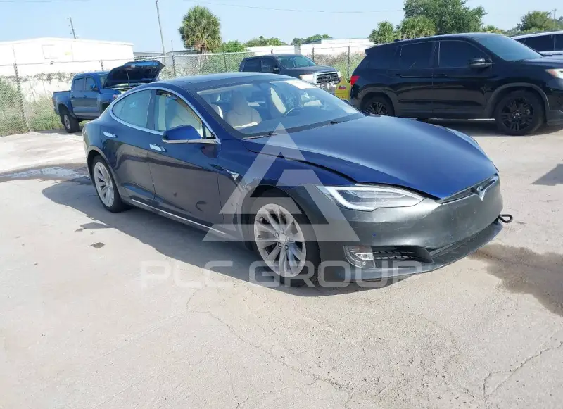 2018 Tesla Model S фото