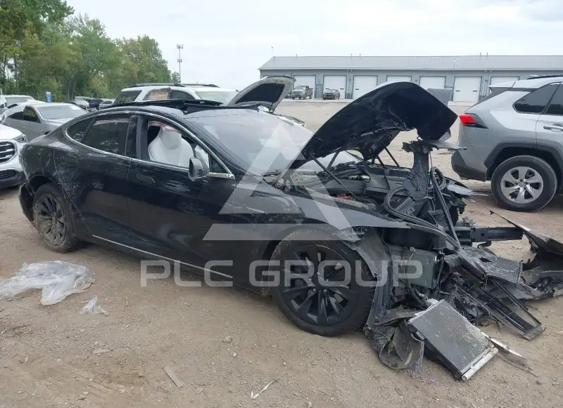 2018 Tesla Model S фото
