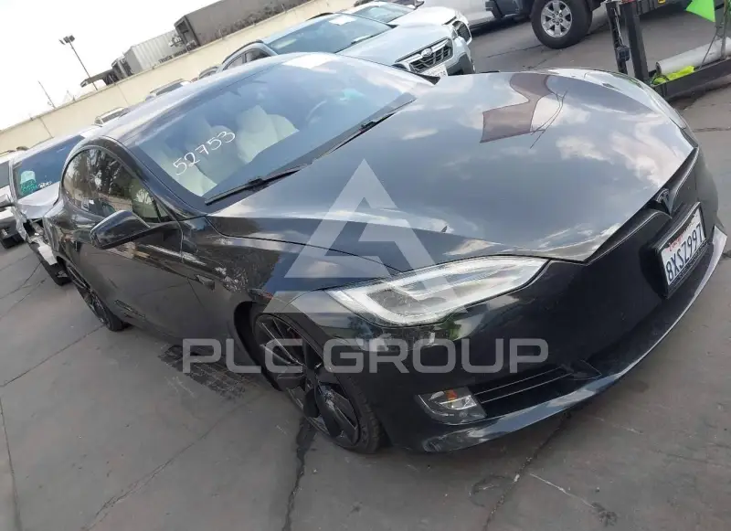 2018 Tesla Model S фото