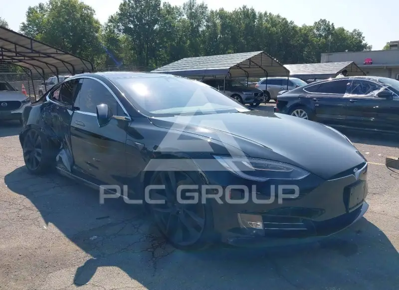 2018 Tesla Model S фото