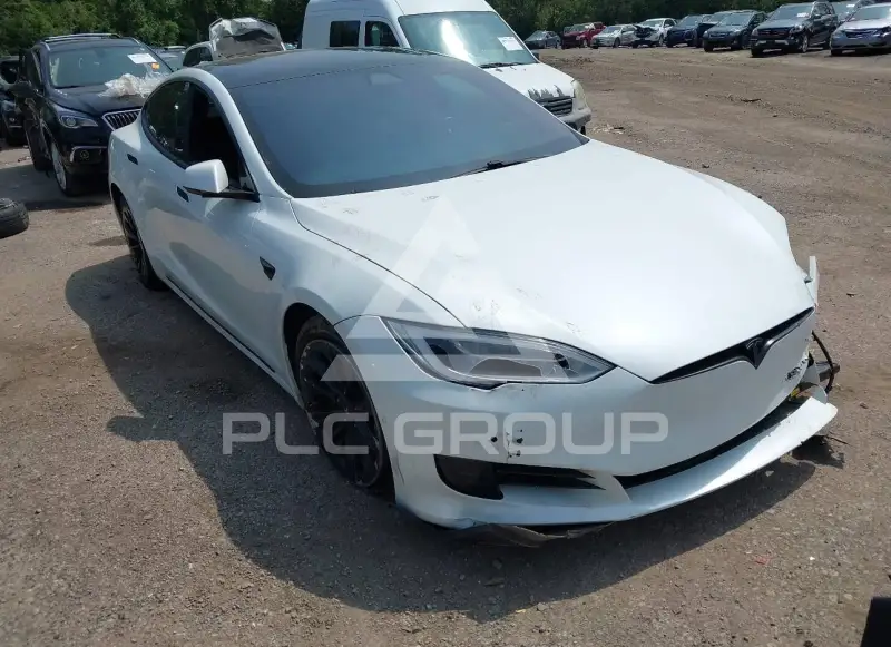 2018 Tesla Model S фото