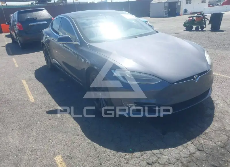 2018 Tesla Model S photo