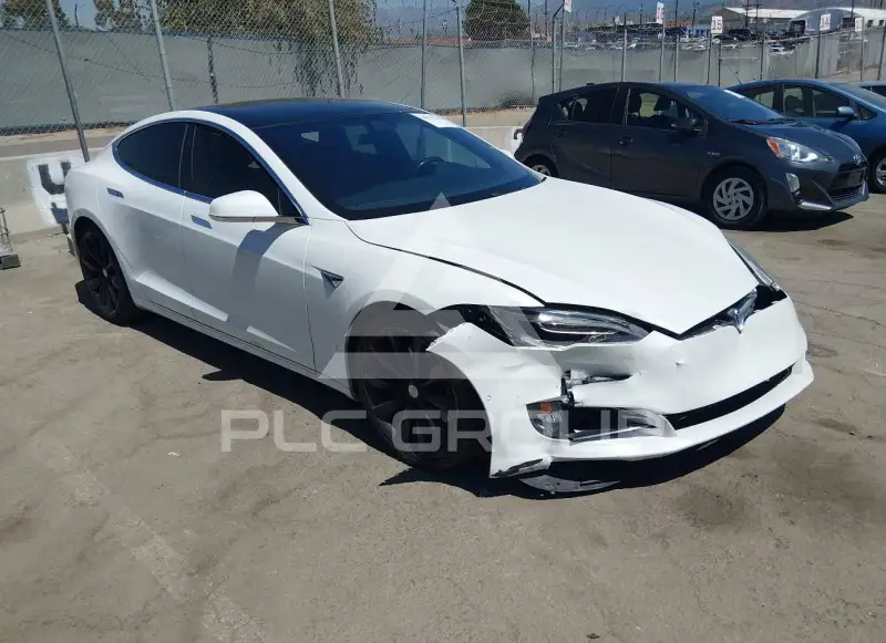 2018 Tesla Model S фото