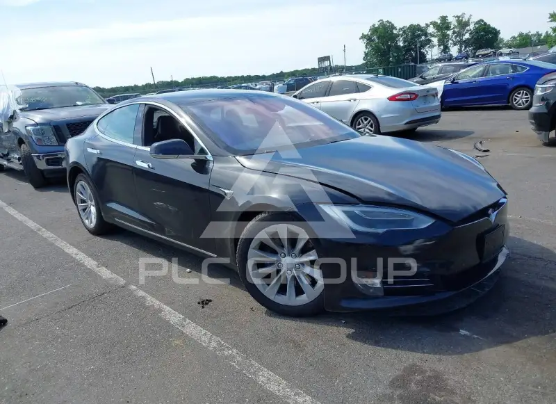 2018 Tesla Model S фото