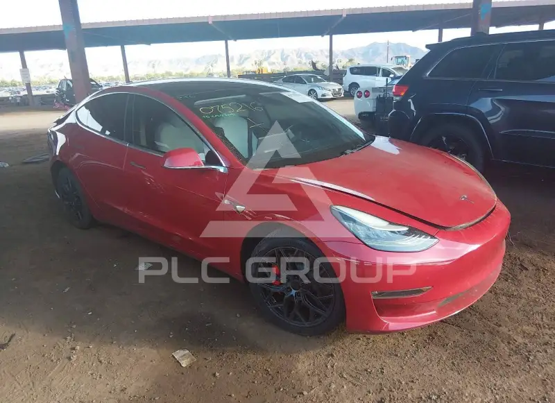 2018 Tesla Model 3 фото