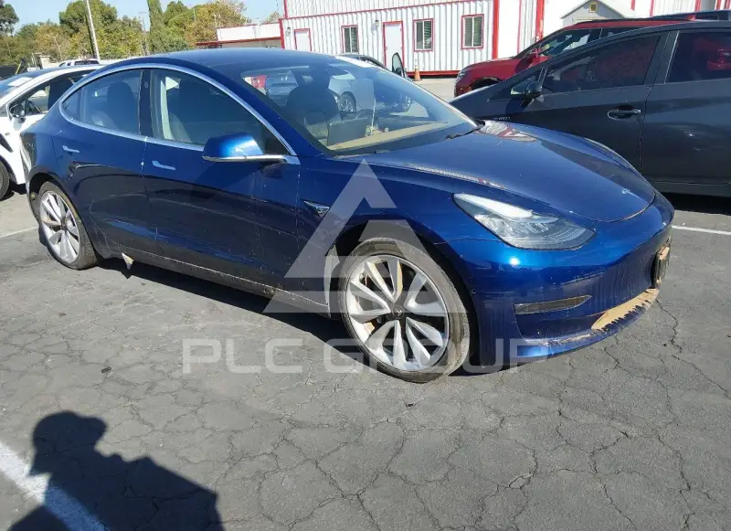 2018 Tesla Model 3 фото