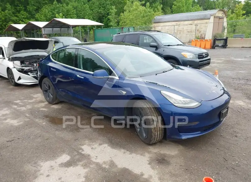 2018 Tesla Model 3 фото