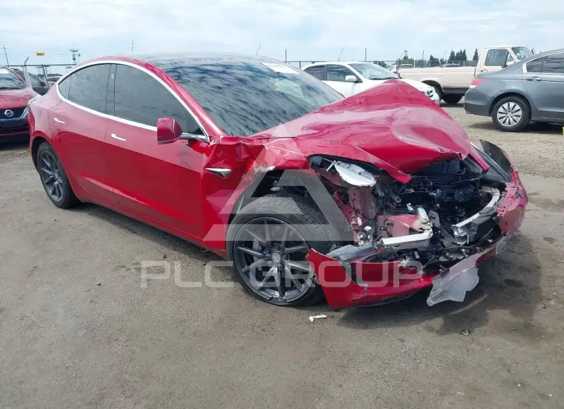 2018 Tesla Model 3 фото