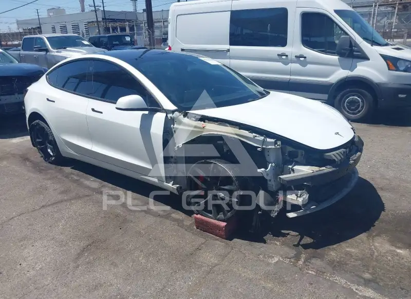 2018 Tesla Model 3 фото