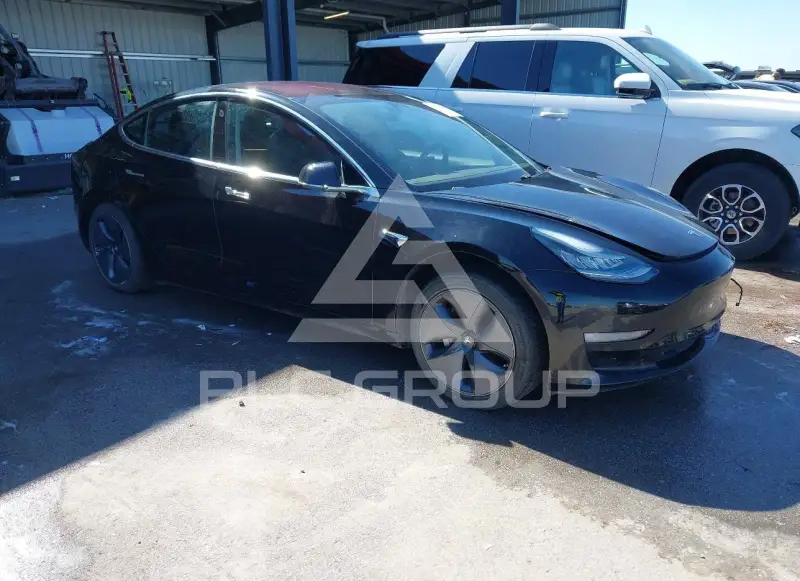 2018 Tesla Model 3 фото