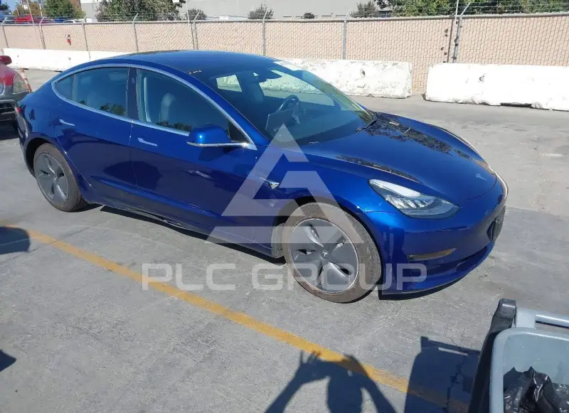 2018 Tesla Model 3 фото