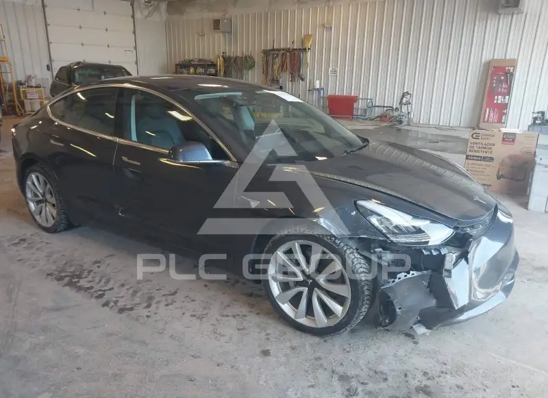 2018 Tesla Model 3 фото