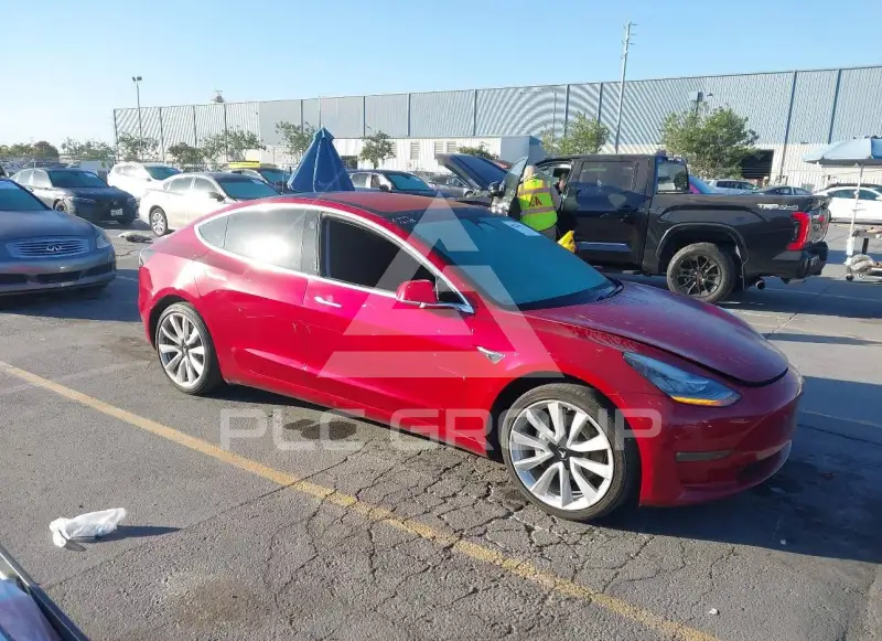 2018 Tesla Model 3 фото