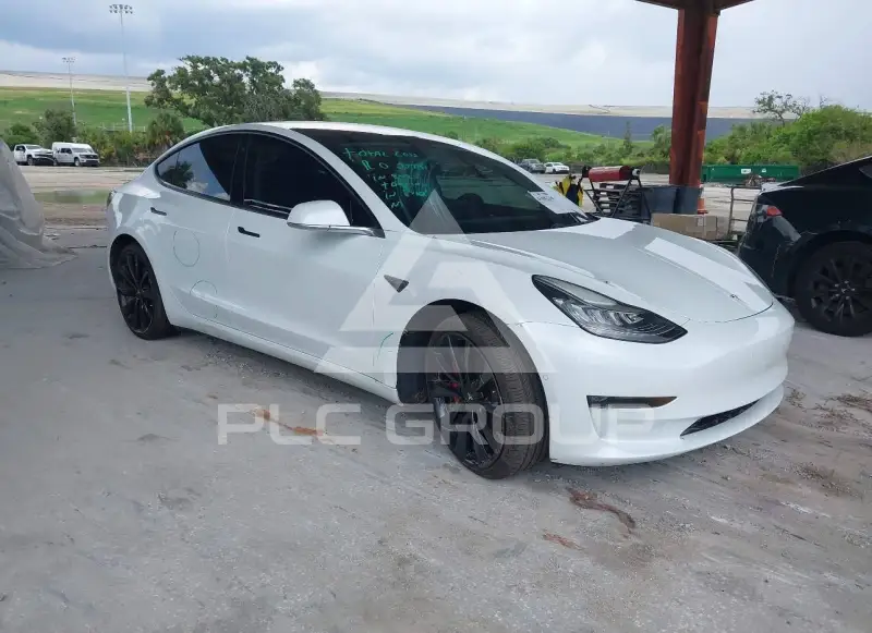 2018 Tesla Model 3 фото