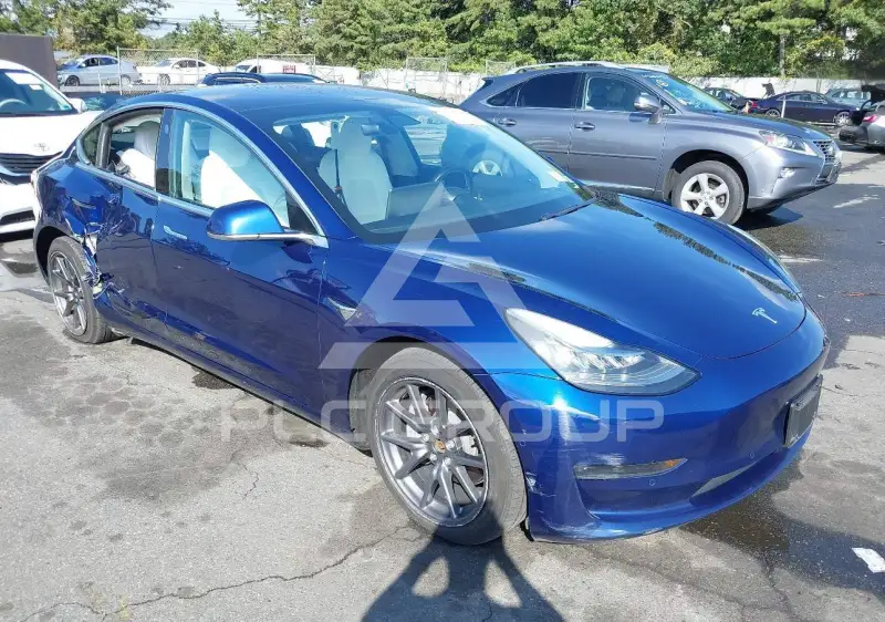 2018 Tesla Model 3 фото