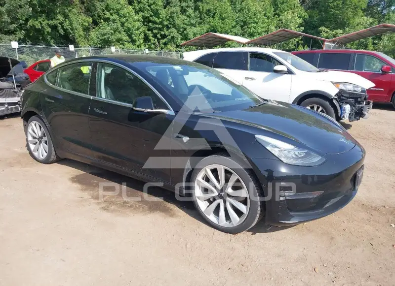 2018 Tesla Model 3 photo