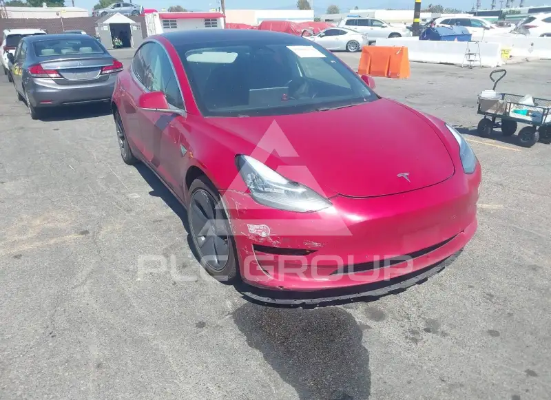 2018 Tesla Model 3 фото