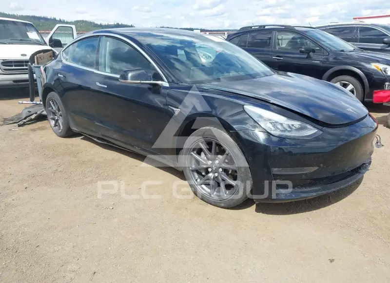 2018 Tesla Model 3 фото