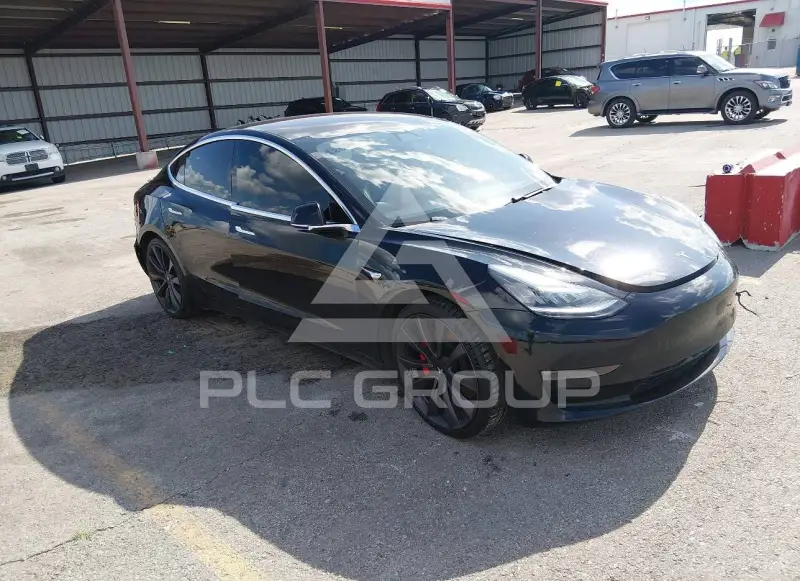 2018 Tesla Model 3 фото