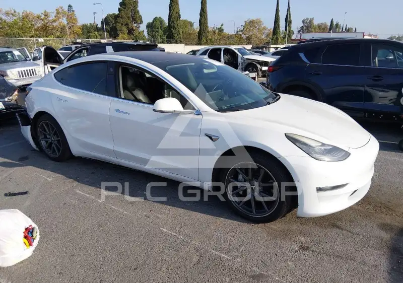 2018 Tesla Model 3 фото