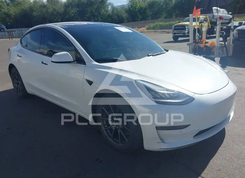 2018 Tesla Model 3 фото