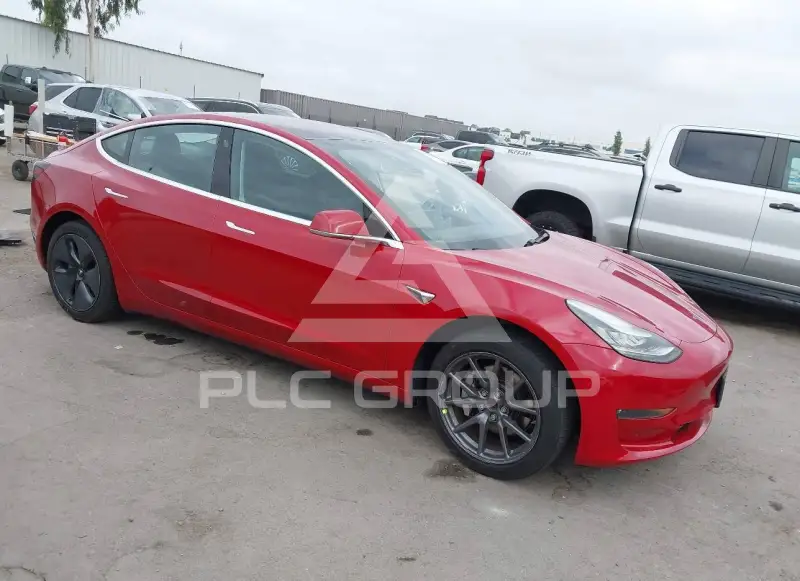 2018 Tesla Model 3 фото