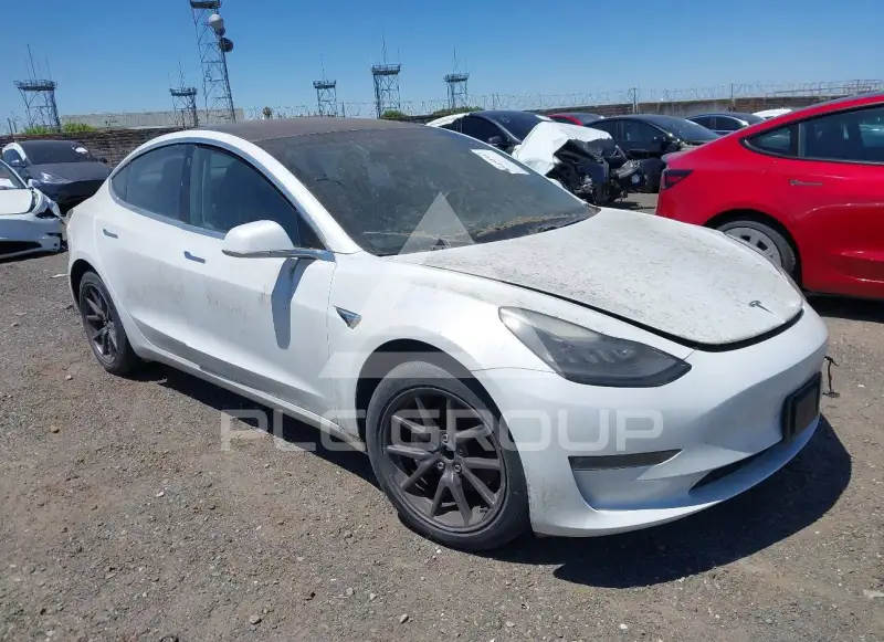 2018 Tesla Model 3 photo