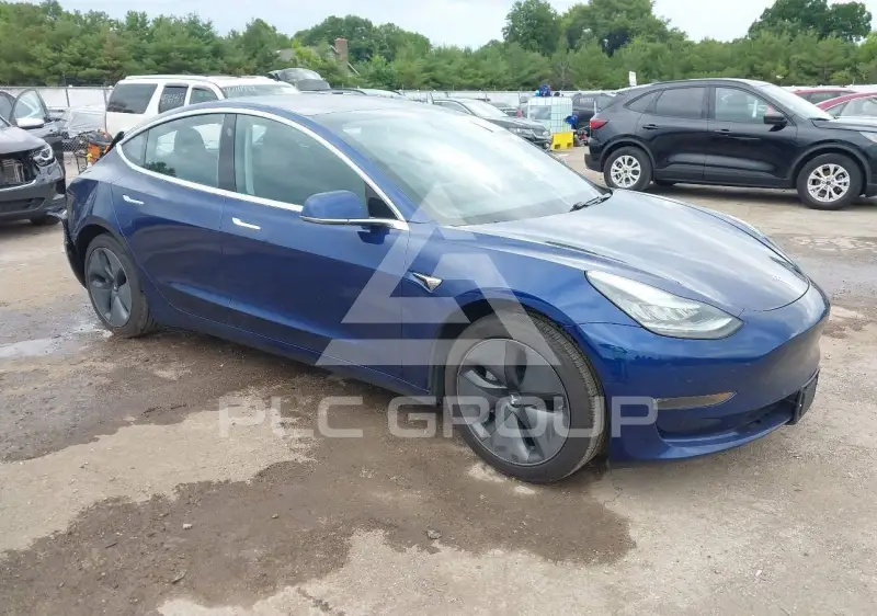 2018 Tesla Model 3 фото