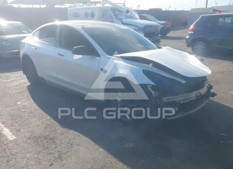 2018 Tesla Model 3 photo