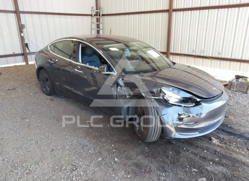 2018 Tesla Model 3 фото