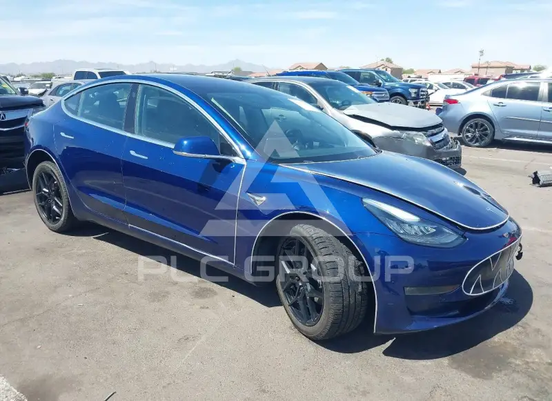 2018 Tesla Model 3 фото