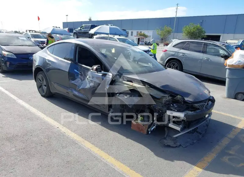 2018 Tesla Model 3 photo