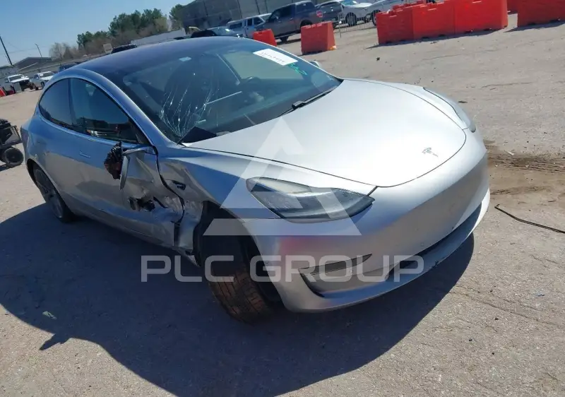 2018 Tesla Model 3 photo