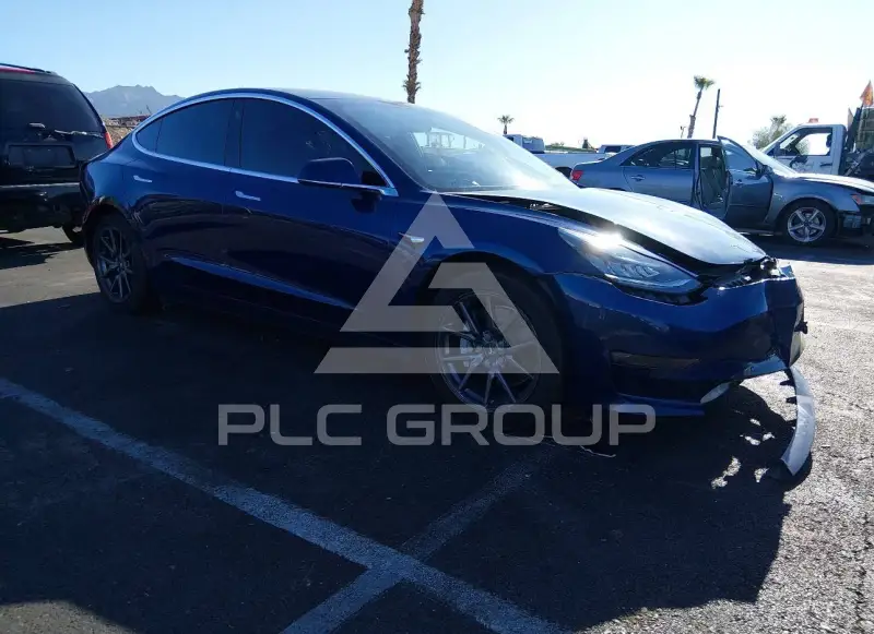 2018 Tesla Model 3 фото
