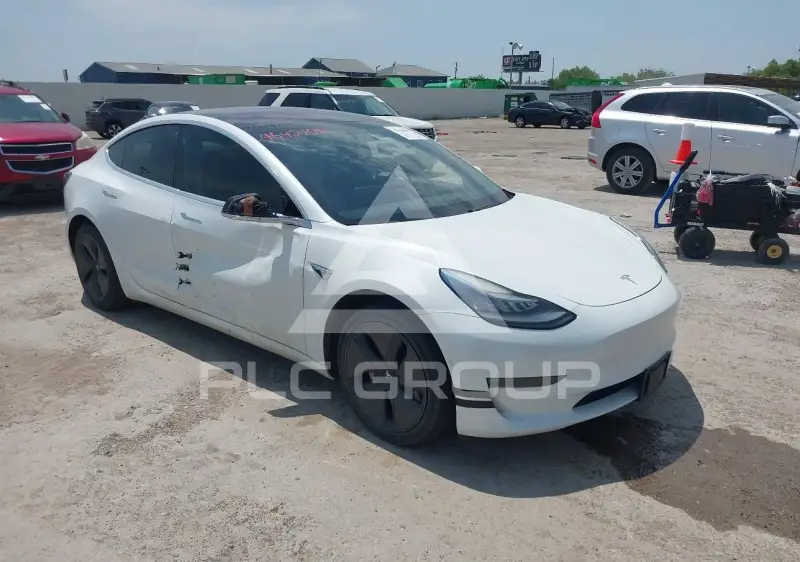2018 Tesla Model 3 фото