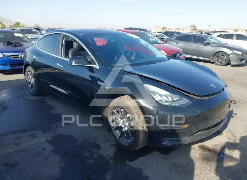 2018 Tesla Model 3 фото
