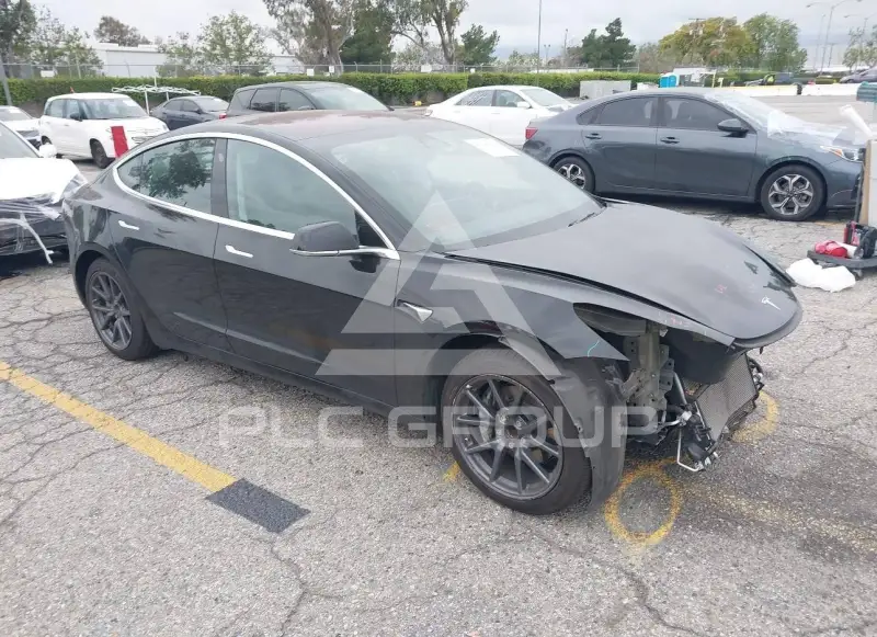 2018 Tesla Model 3 фото