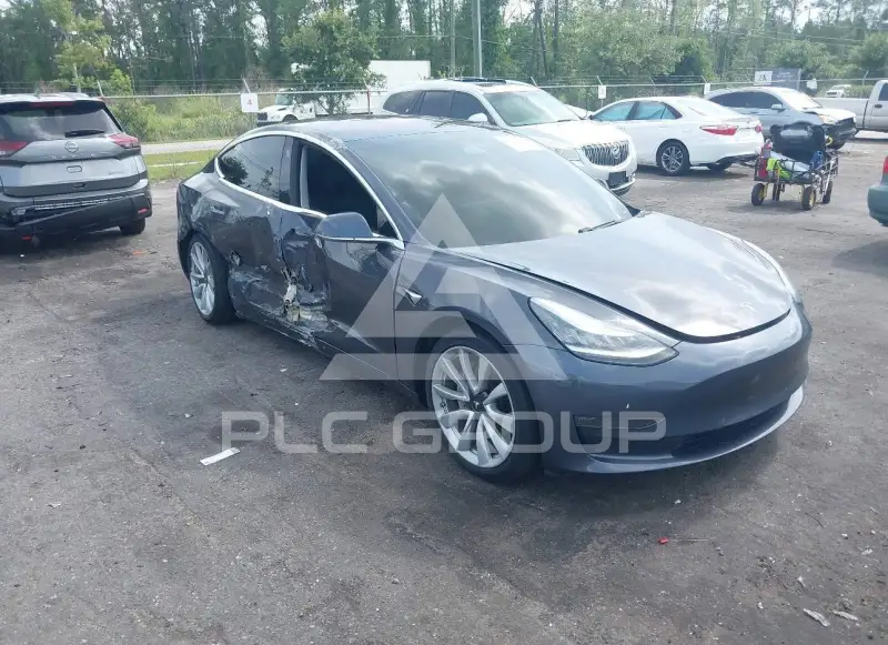 2018 Tesla Model 3 фото
