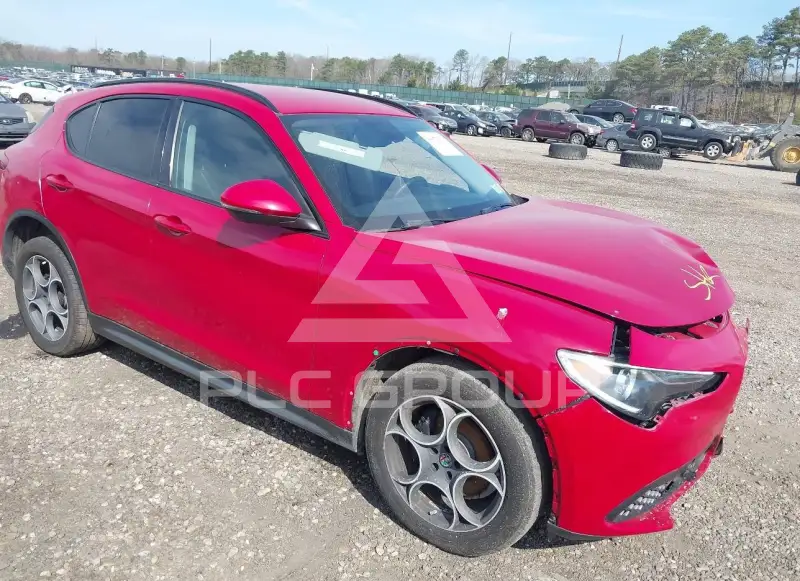 2018 Alfa Romeo Stelvio фото