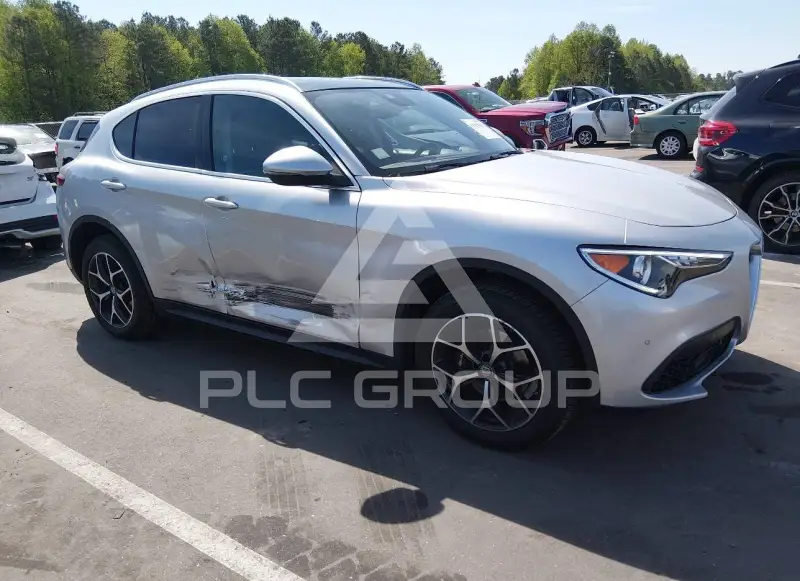 2018 Alfa Romeo Stelvio фото