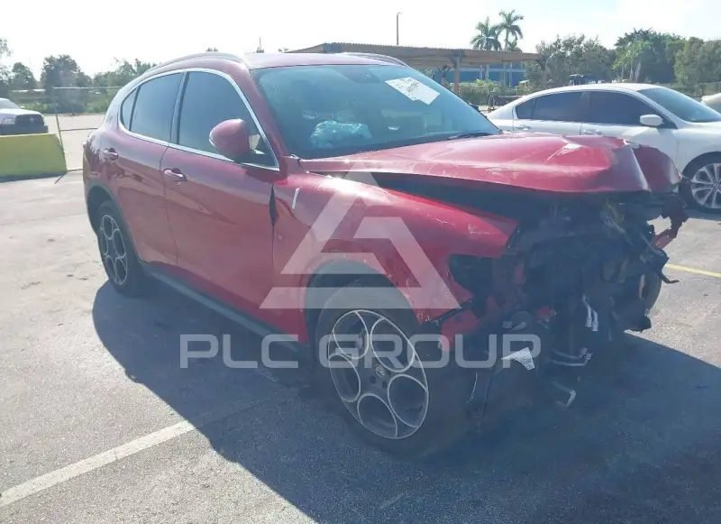 2018 Alfa Romeo Stelvio photo